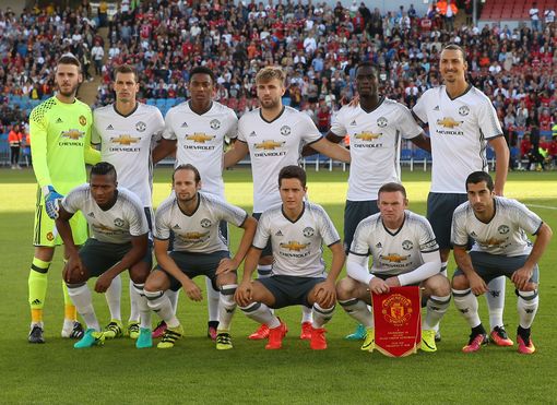 守中展现出 守中展现出